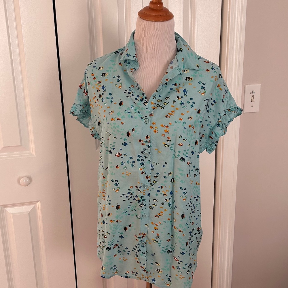 BeachLunchLounge Top ruffle sleeve fish pattern cruise wear